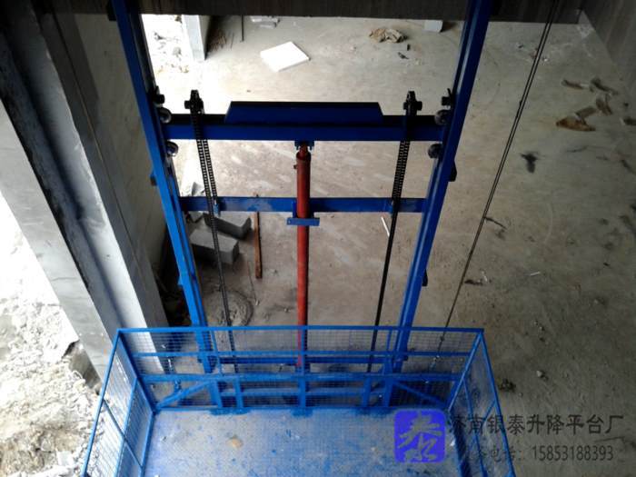 导轨升降平台结构图片